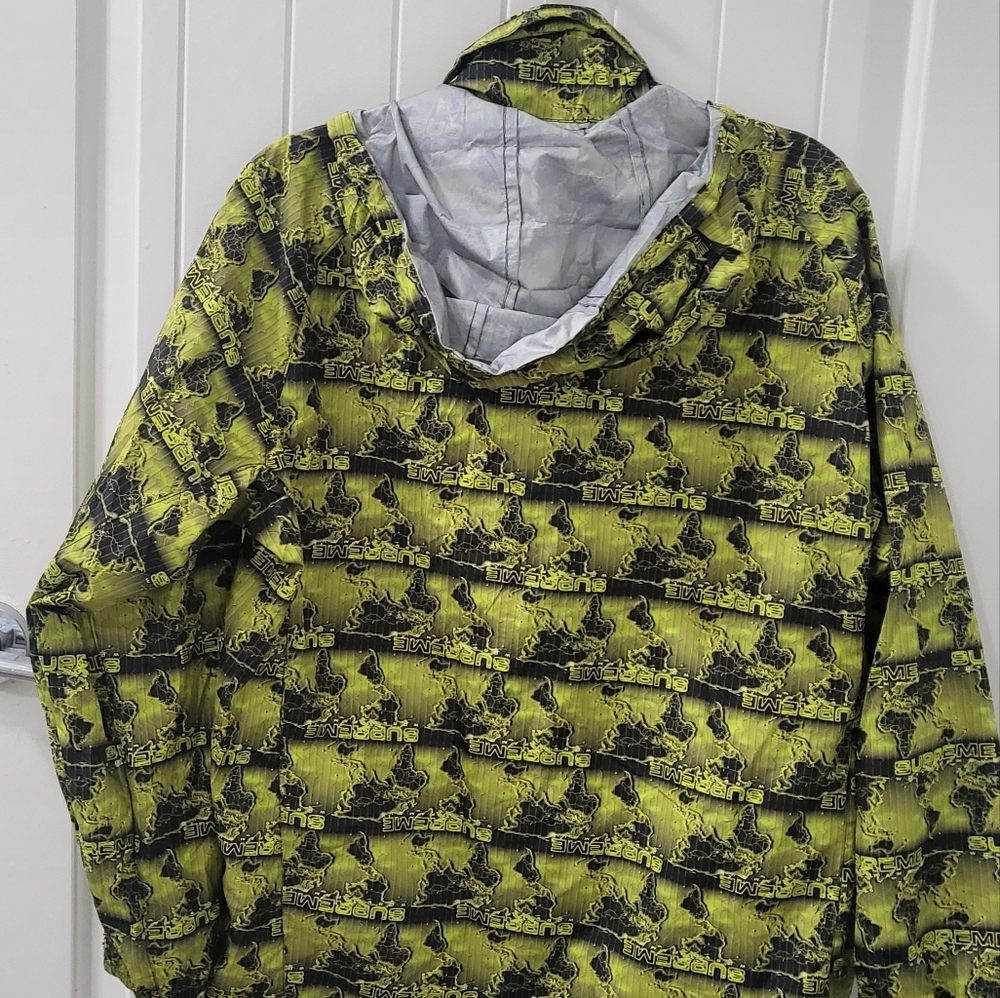 Supreme North Face Jacket - Green Camo - Picture 3 of 4